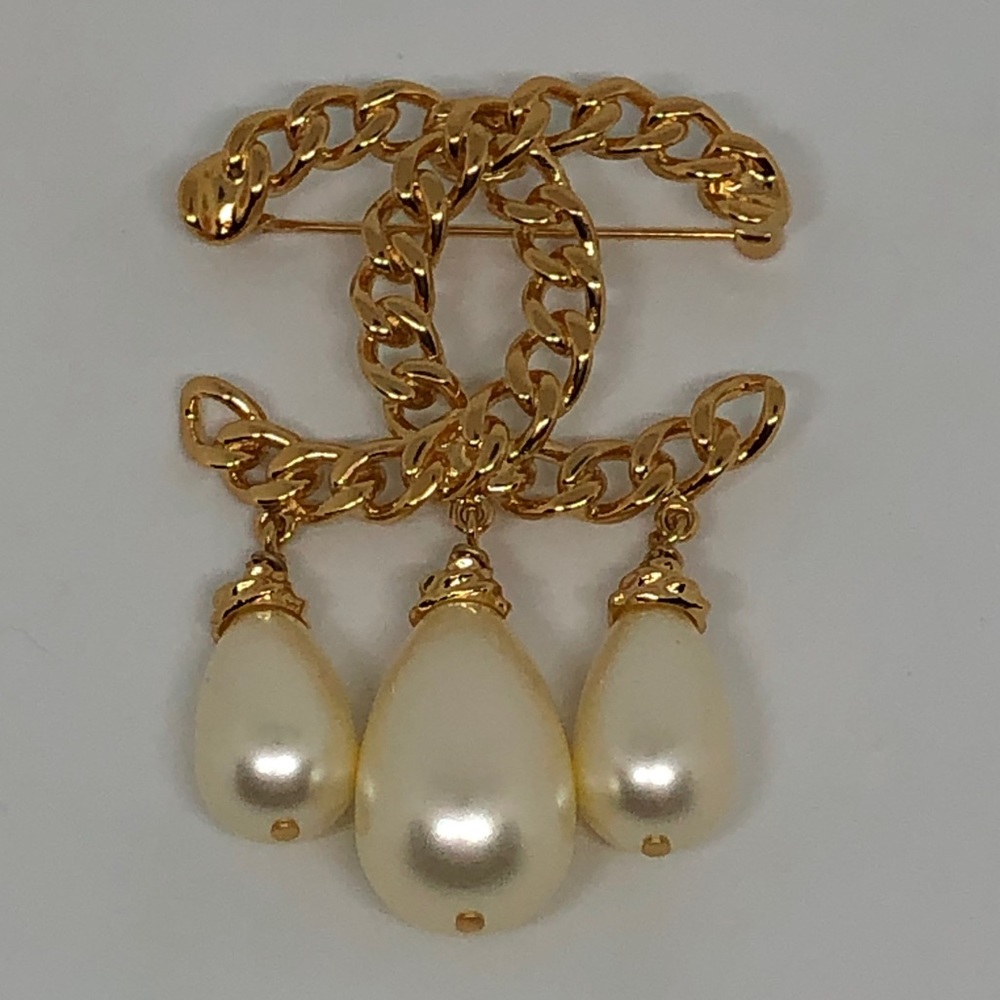 Chanel Gold & Pearl Brooch